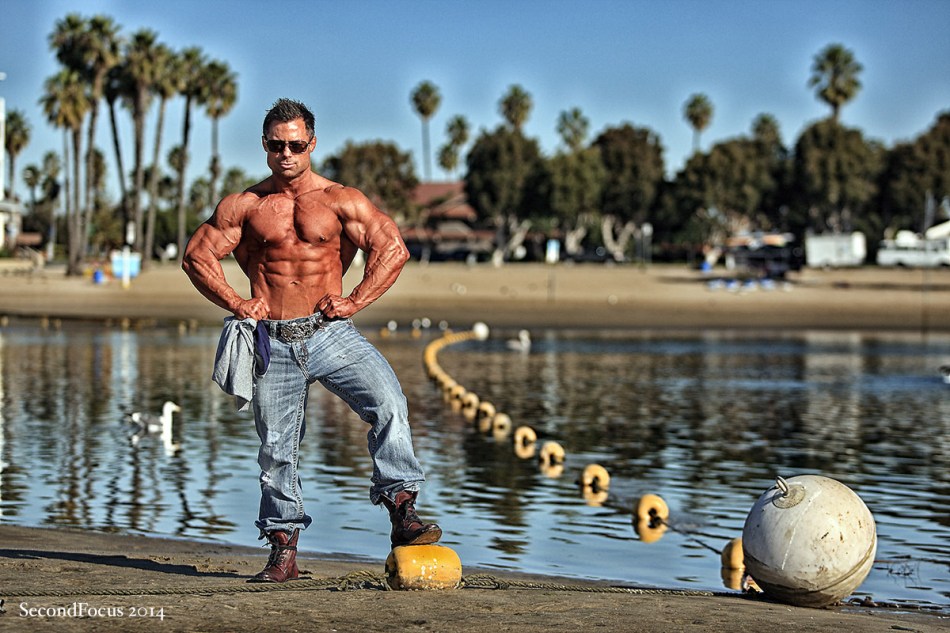 Bodybuilding, Fitness. T-Shirts, Fashion to Edgy Editorial