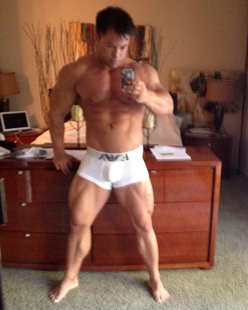 You Have To Work Those Legs - I Love Selfies!