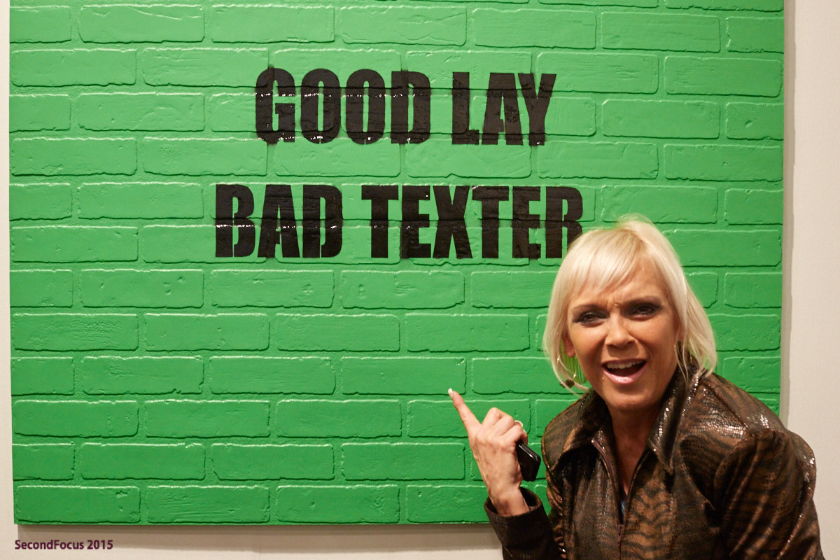 Good Lay Bad Texter