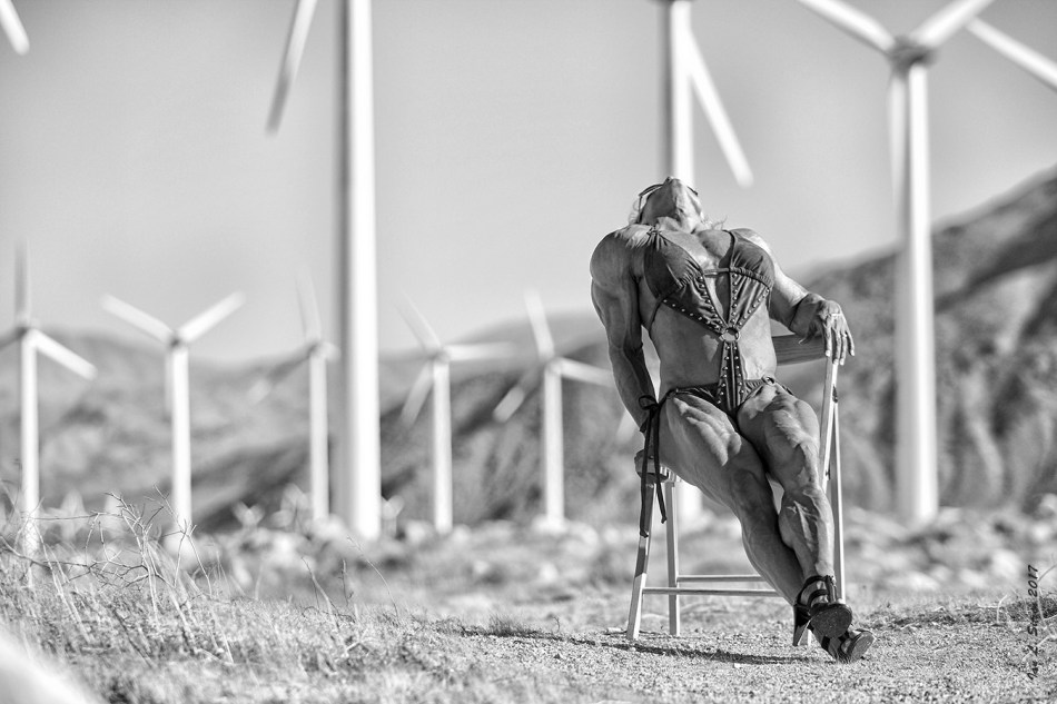 IFBB Proferssional Bodybuilder Tina Chandler in Palm Springs