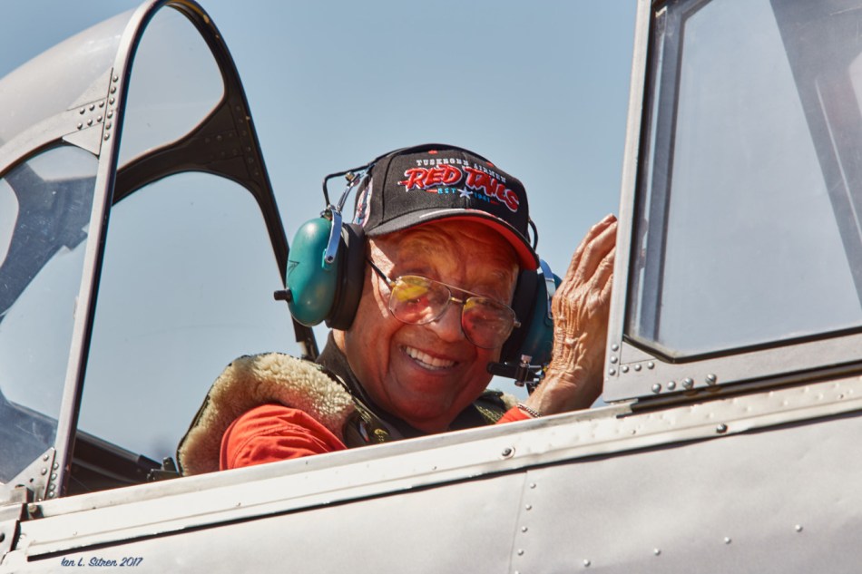 Lt. Col. Bob Friend and P-51 Bunny