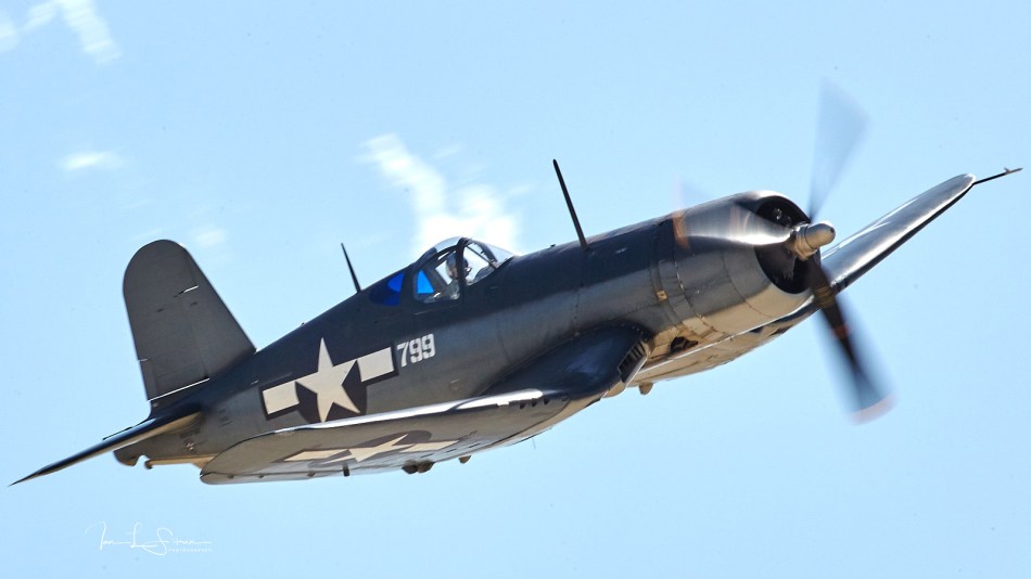 F4U Corsair