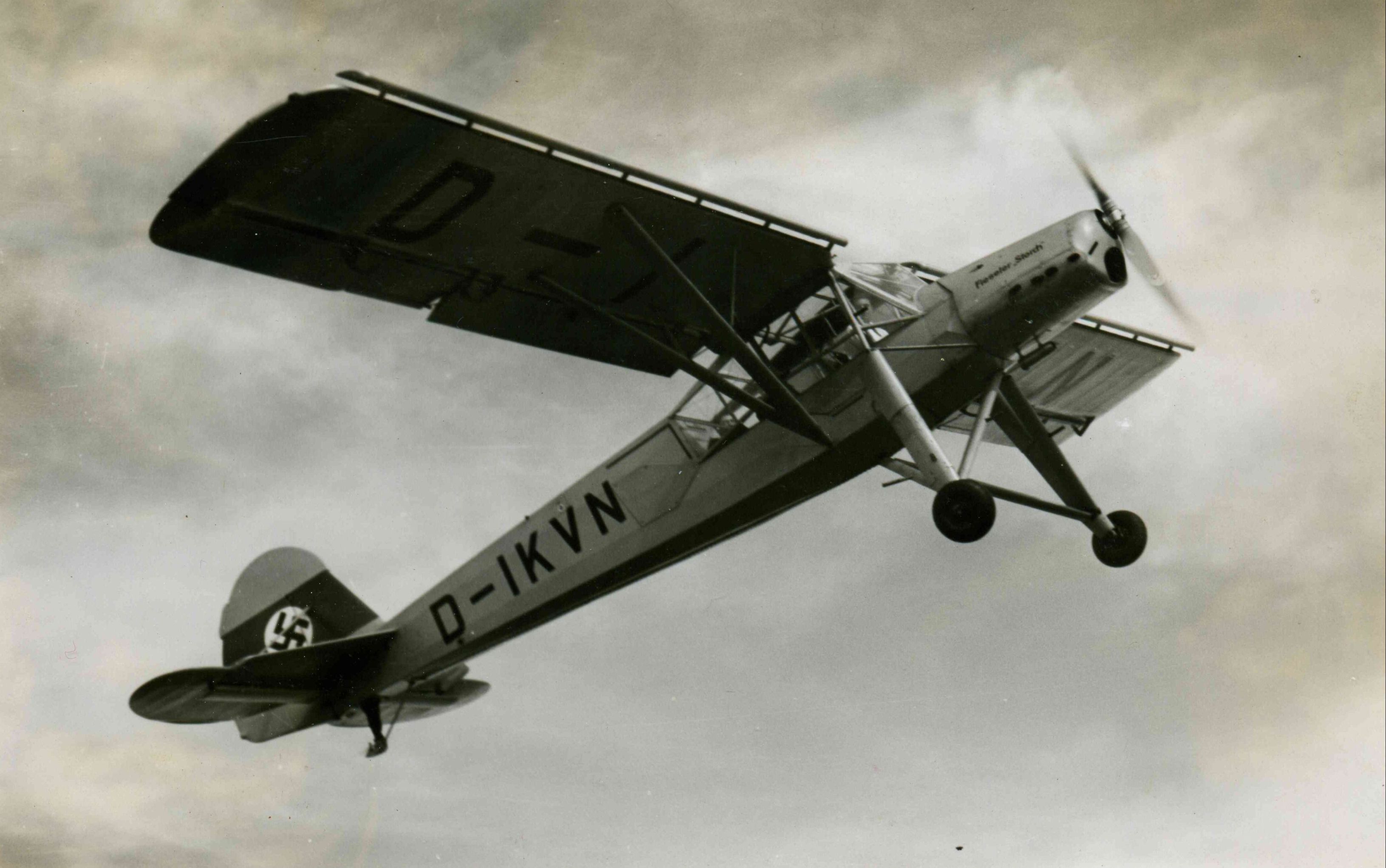 Fieseler_Fi_156_Storch_D-IKVN